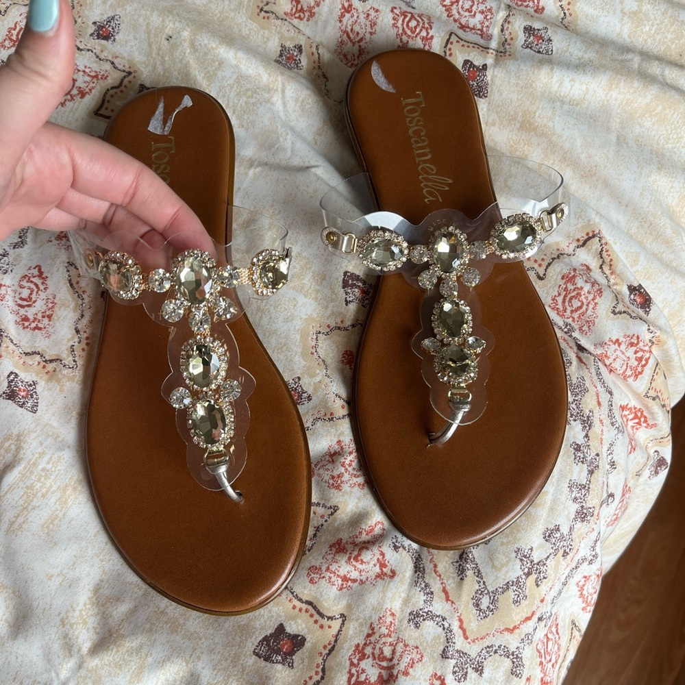 Sandles